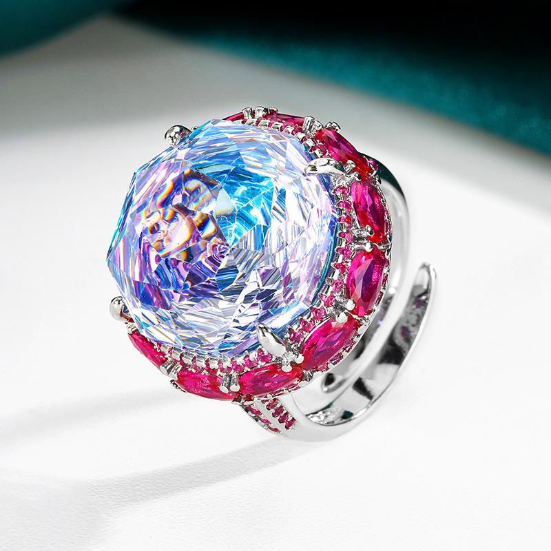 

Ювелирные изделия Медное основание Позолоченная Огранка «Роза» Сухой Градиентный переход цвета Легкий люкс Костюм Камень героини 18-16