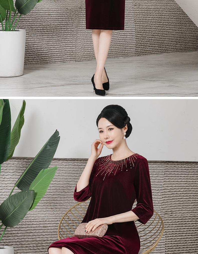 Qipao de terciopelo: Elegante vestido de otoño para un look juvenil y sofisticado.
