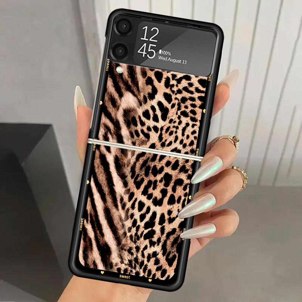 Animal Leopard Print Hard PC Phone Case For Samsung Galaxy Z Flip 7 6 5 4 3 Black ZFlip7 ZFlip6 Flip5 Flip4 Flip3 5G Print Cover