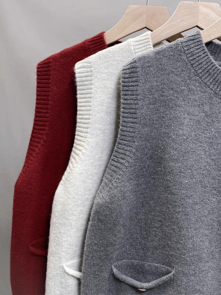 Unique Western-style Lapel Fried Dough Twists Vest Sweater Women's Autumn and Winter Slim Short Zipper Knitting Coat