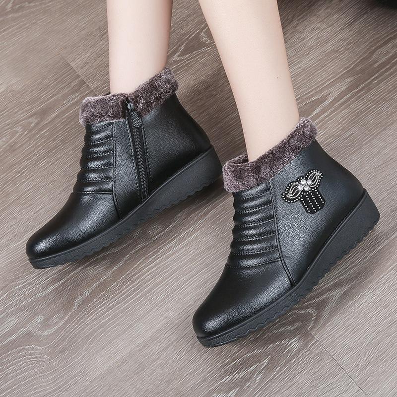 Winter Plus Size Warm mit Samt rutschfeste weiche Unterseite Lederschuhe Damen kurze Stiefel