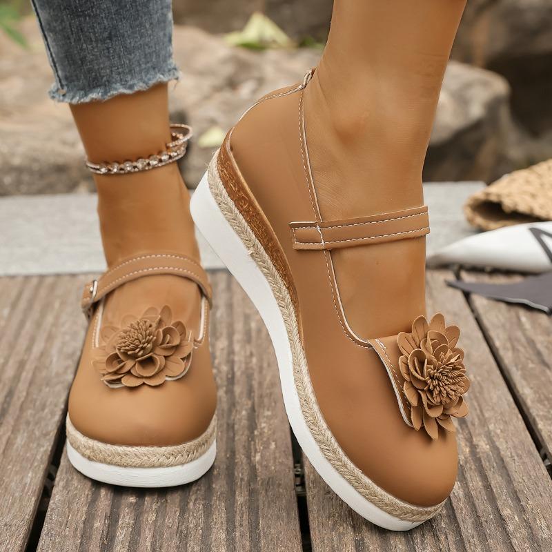 Thick-soled Fashion Casual Single Shoes Women's Flower Bag Head Belt Buckle Hollow Wedge Heel Large Size Single Shoes