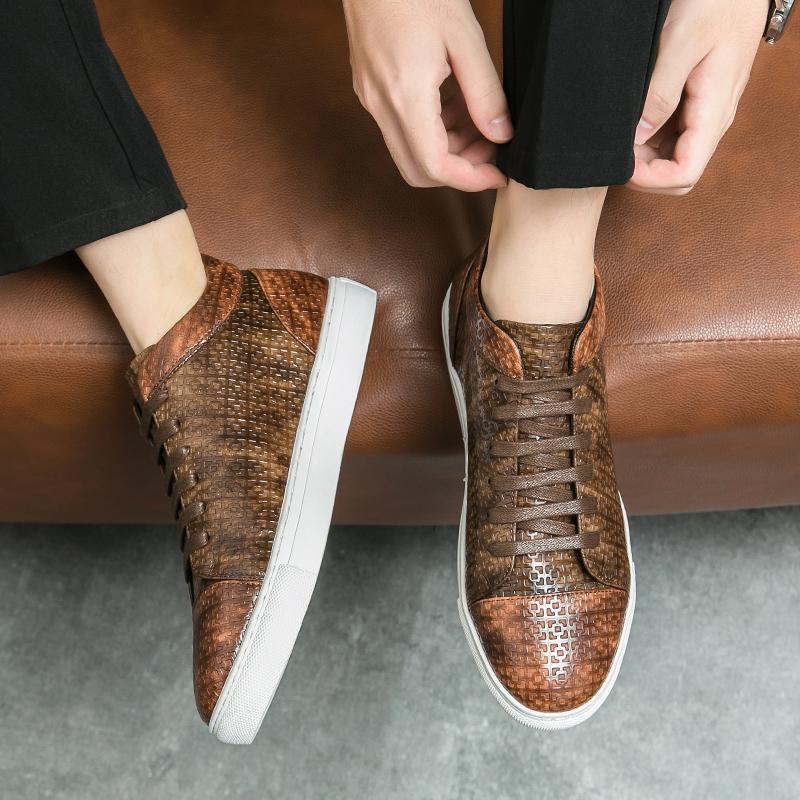 Herr Nya Äkta Läder Utomhus Sport Pendling Bekväma och Mångsidiga Halkfria och Slitstarka Chelsea Boots Boots med Tjock Sula