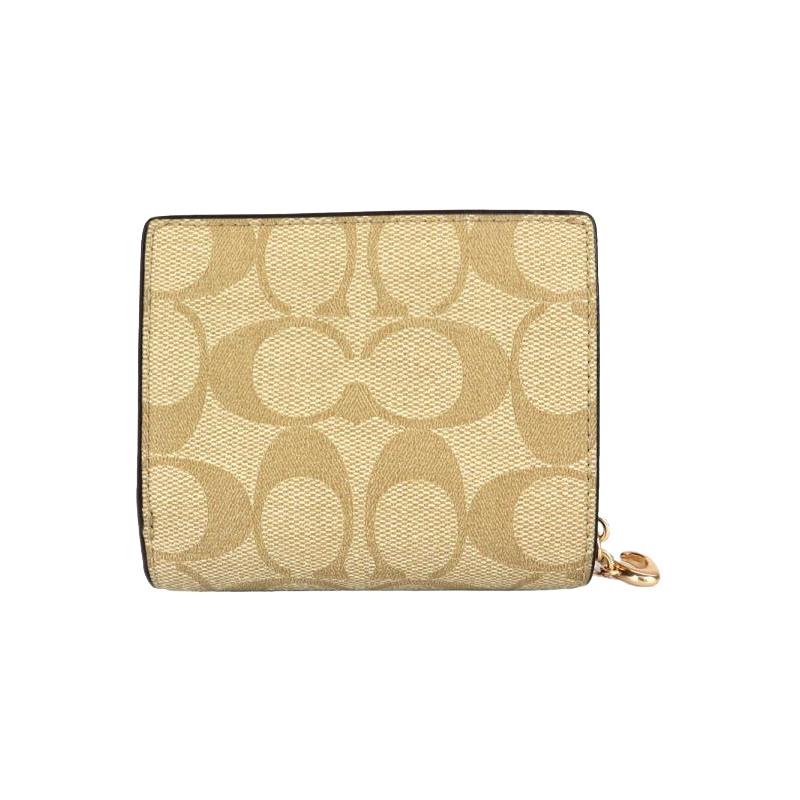 COACH Snap Wallet 11 Snap closure with three card slots Signature coated canvas and smooth leather card holder wallet Women s khaki and saddle color коричневый