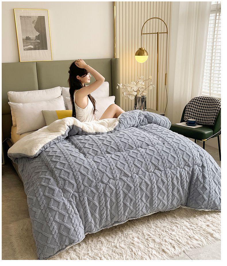 Double-Sided Quick-Heating Lambswool Fleece Winter Quilt for Single/Double Beds