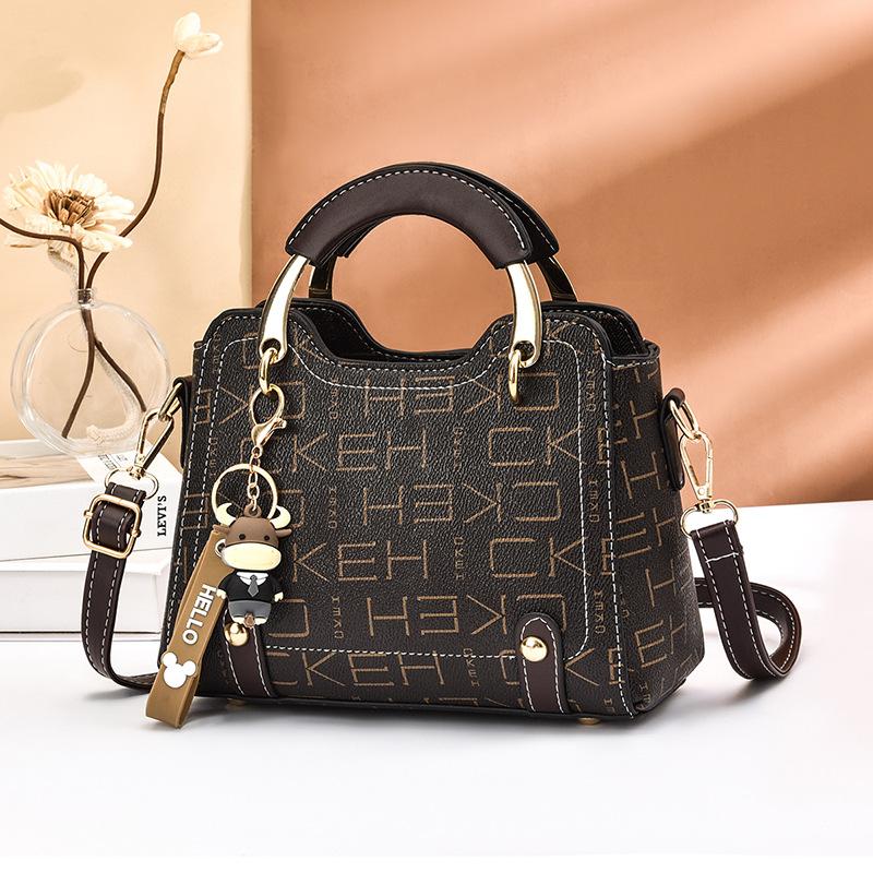 Women's bags niche high-end fashion handbags 2025 new large-capacity shoulder messenger bags women's bags women