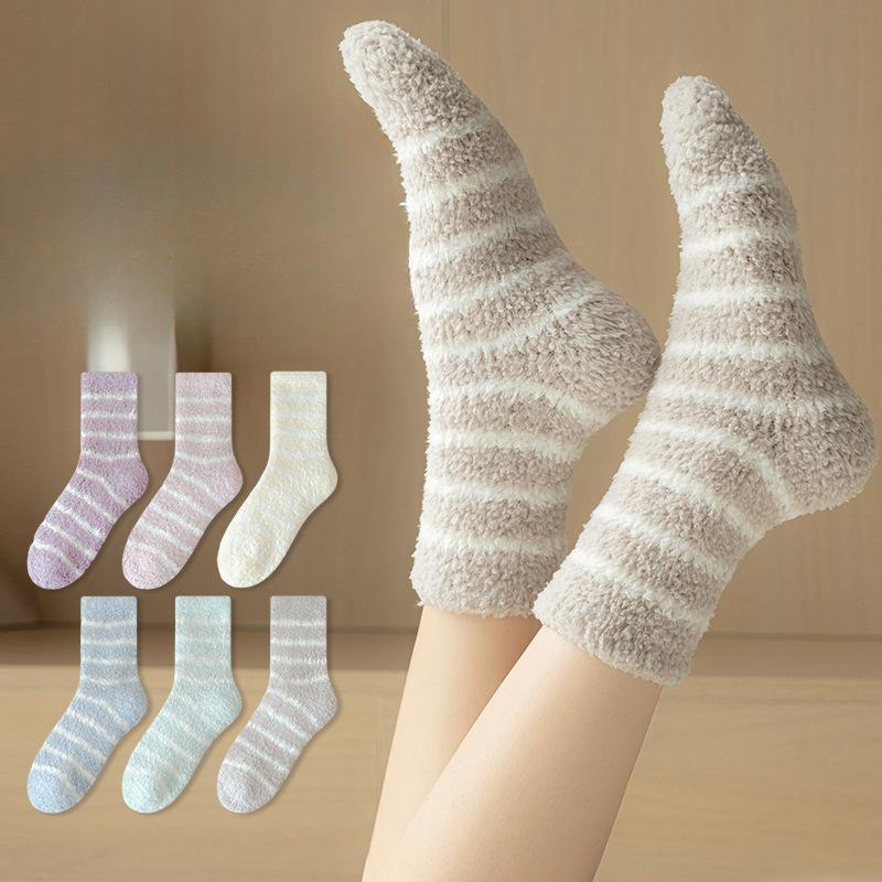 

Female Autumn and Winter Add Velvet and Thick Month Son Home Sleep Warm Tube Floor Socks 1 pair