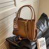Soft leather bucket bag handbag women's new high-end versatile vegetable basket bag large-capacity shoulder messenger bag
