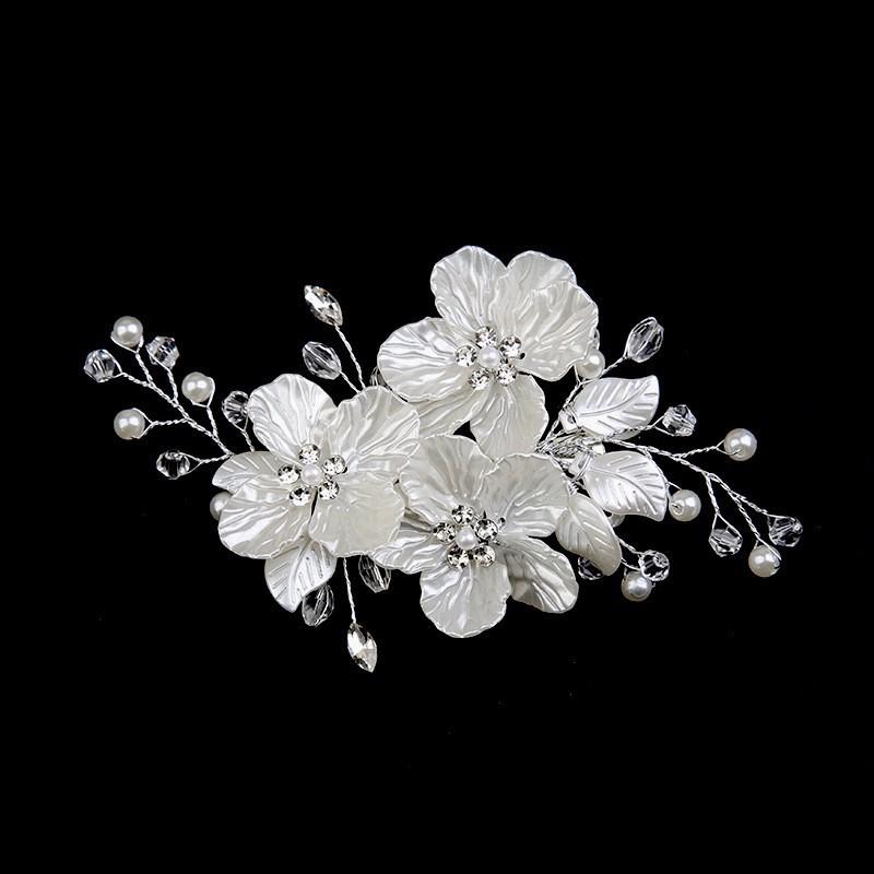 

Crystal Hair Clip Lightweight Pearl Wedding Hair Accessory Wedding Hair Clip Timeless For Milestone Celebrations Bridesmaids срібний