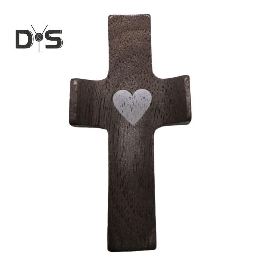 

Деревянное крестообразное украшение, комфортная поддержка в трудные времена, карманная подвеска из ореха ручной работы B