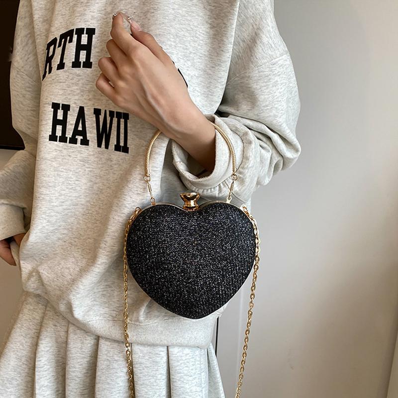 Guldglänsande sidenhjärta aftonväska damer bankettclutch strassdekor kedja axelväskor lyxiga kvinnliga fest handväskor