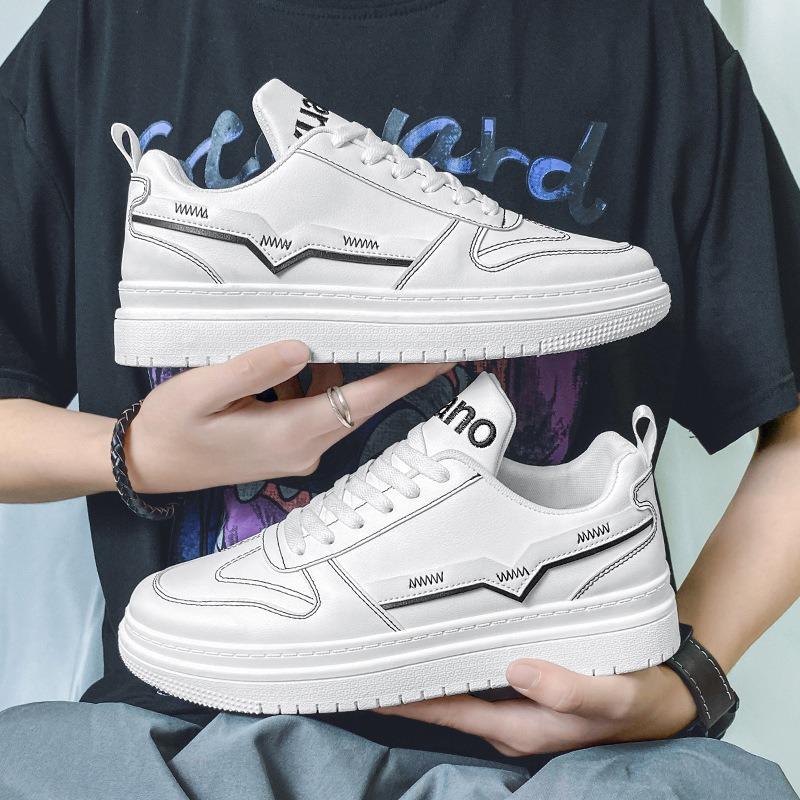 Men's Shoes New Spring and Autumn Casual Sports Style Board Shoes Lightweight Soft Sole Versatile Board Shoes Casual Sports Shoes