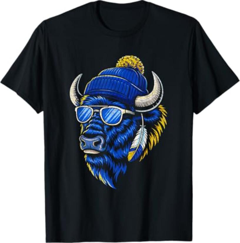 Cool Buffalo Wearing a Beanie and Sunglasses T-Shirt S разноцветный