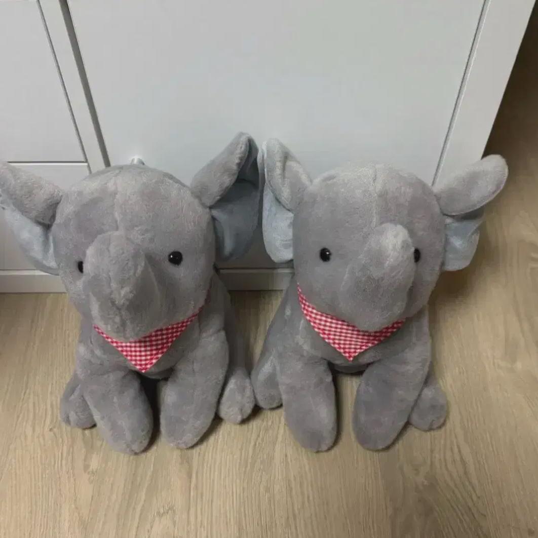 

Iu Taebang Lee Doll Large