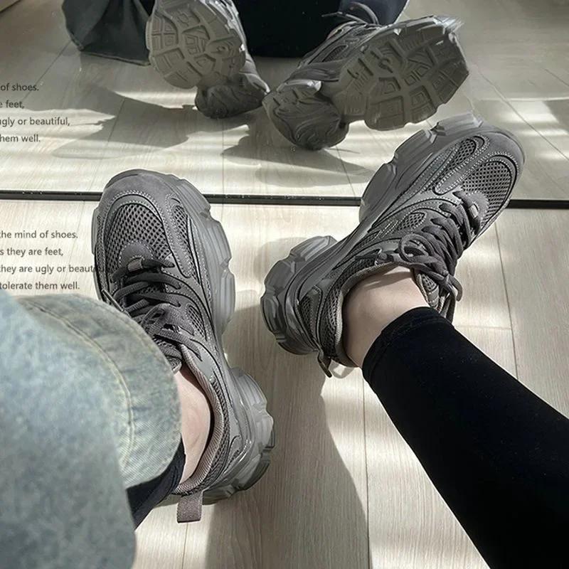 Sports Shoes for Women In Autumn and Winter 2025 Popular Dad Shoes Thick Soled Sports and Leisure Shoes