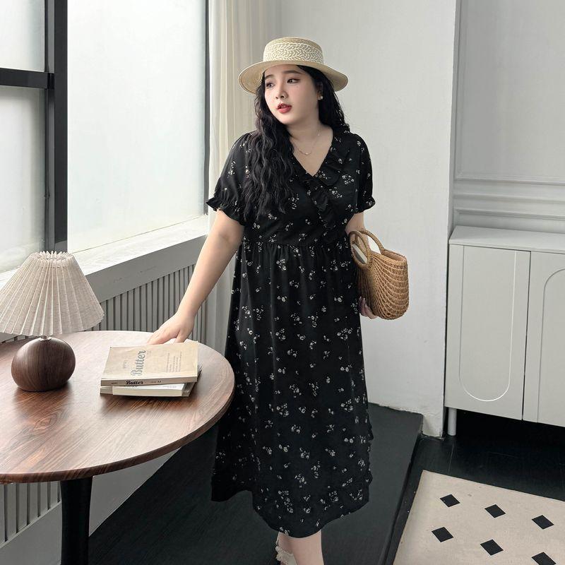 

Plus Size Women s Clothing [Summer Flower Sea Floral Skirt] French Ruffle V-neck High Waist Belly Covering Short Sleeve Dress