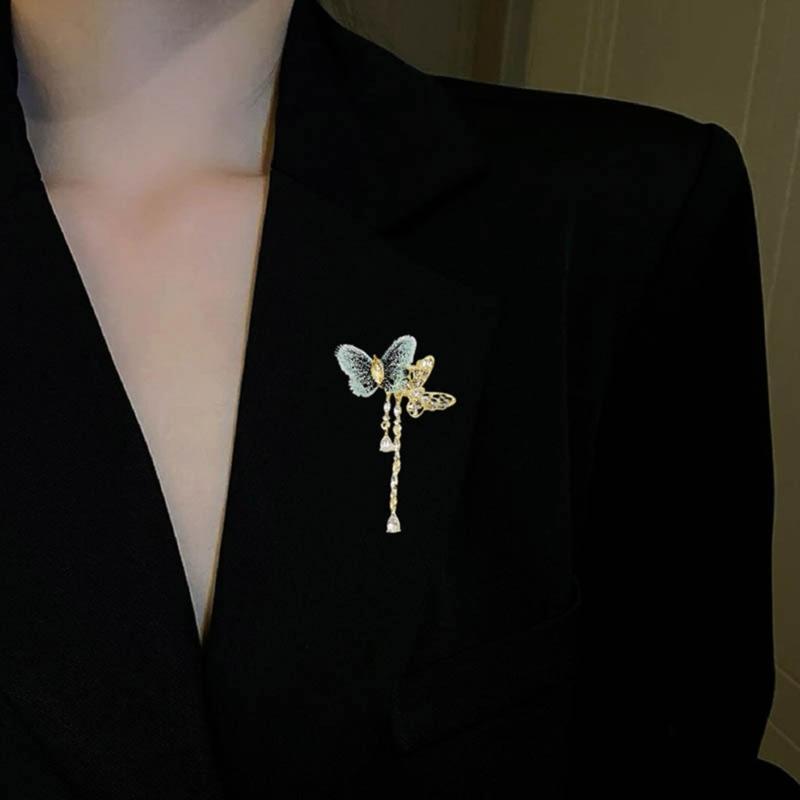 Sparkling Rhinestones Butterfly Tassels Brooch Animal Theme Lapel Badge Handmade Party Wear Decoration For Adults