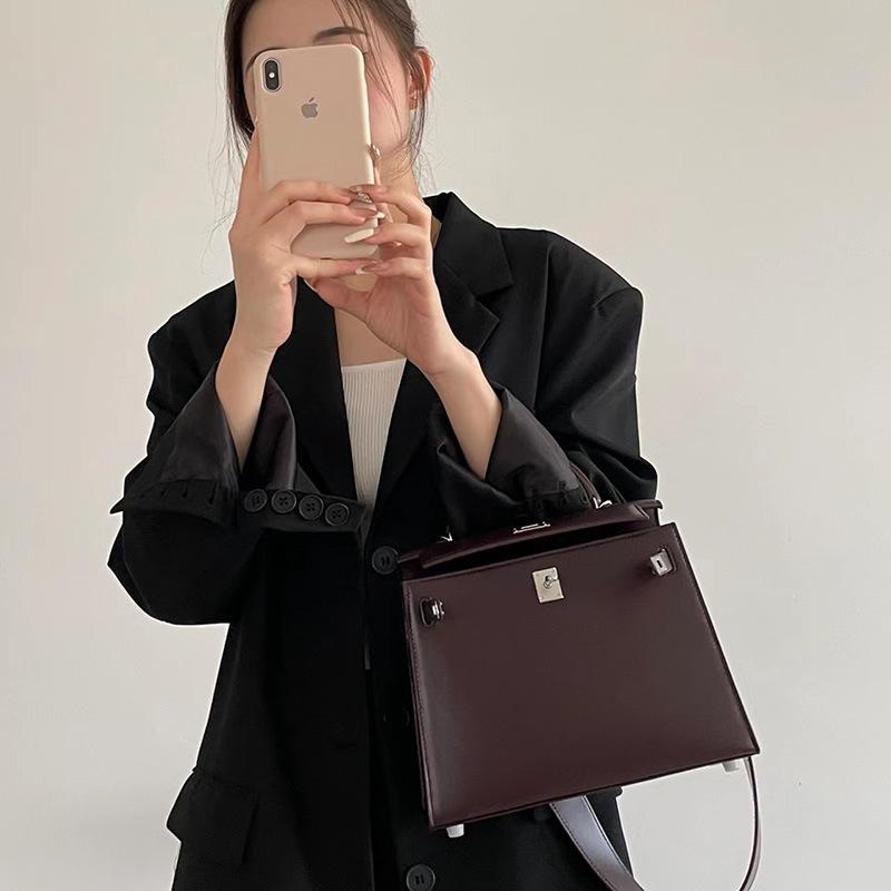 High-end Quality Bag Second-generation Leather Box Cowhide Wide Shoulder Strap Commuter Handbag Single Shoulder Messenger Bag
