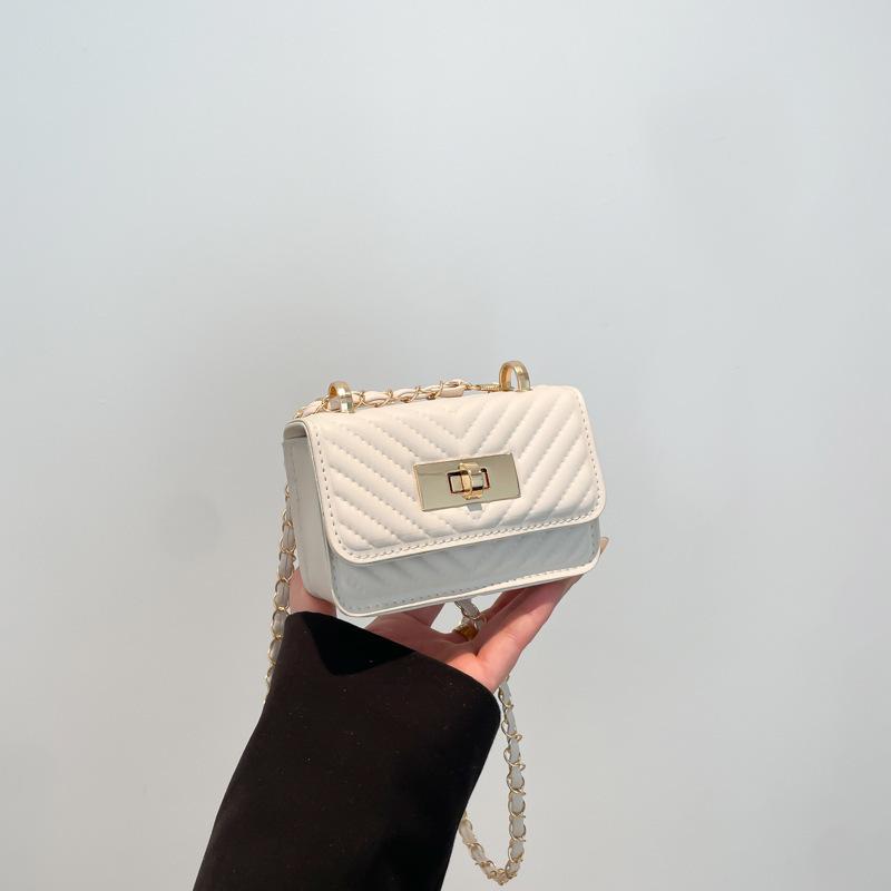 Rhombus Chain Bag Women's Spring and Summer 2025 New Fashion High Sense Ins Messenger Bag Versatile Mini Square Bag