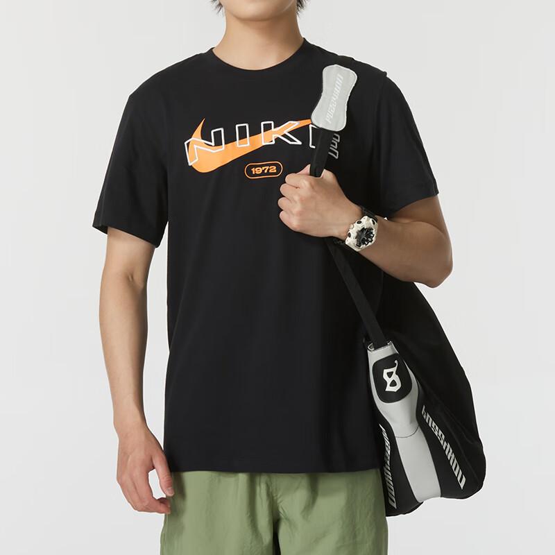 Nike Ανδρικό Αναπνεύσιμο Μπλουζάκι με Στρογγυλή Λαιμόκοψη και Κοντά Μανίκια Μαύρο FV5712-010