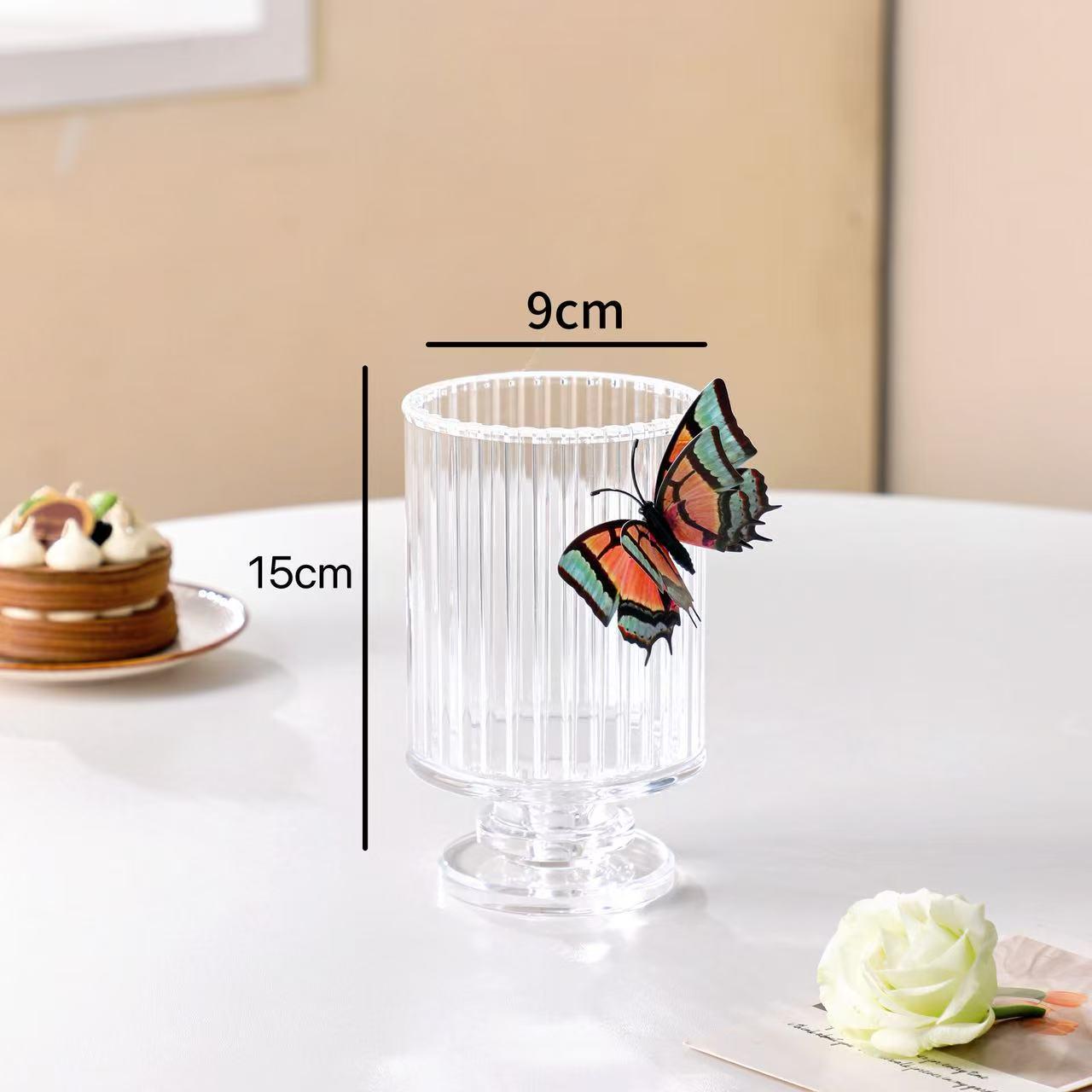 Французская ваза-бабочка: Аромадиффузор и подсвечник для изысканных цветочных композиций