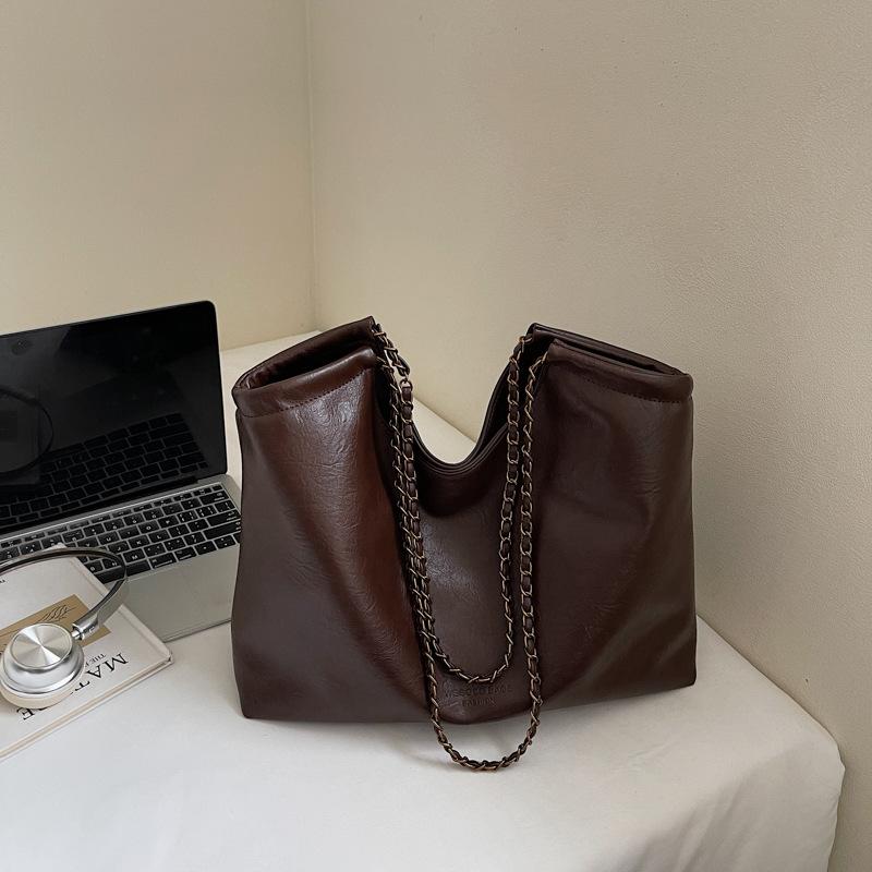 Korean version of niche simple bag women's 2025 autumn new trendy shoulder bag high value large capacity tote bag