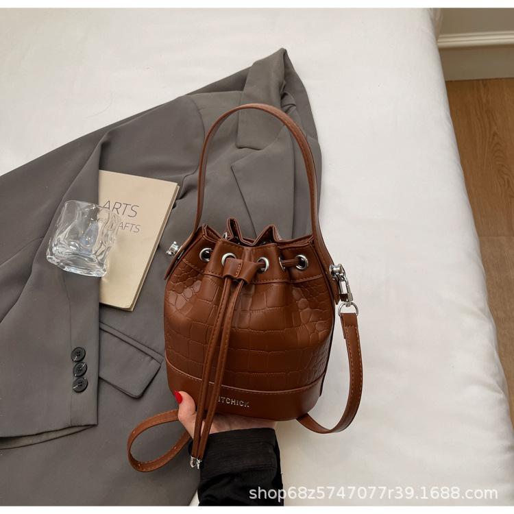 Niche Design Popular Stone Pattern Women's Bag 2025 New Large-capacity Portable Bucket Bag Versatile Shoulder Messenger Bag