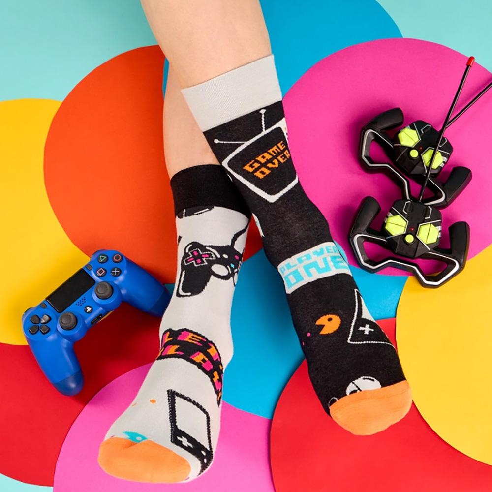 Herren Damen Socken Kreative AB Asymmetrische Baumwollsocken Mode Persönlichkeit Trend Cartoon Paar Lustige Socken Täglich Große Größe Socken