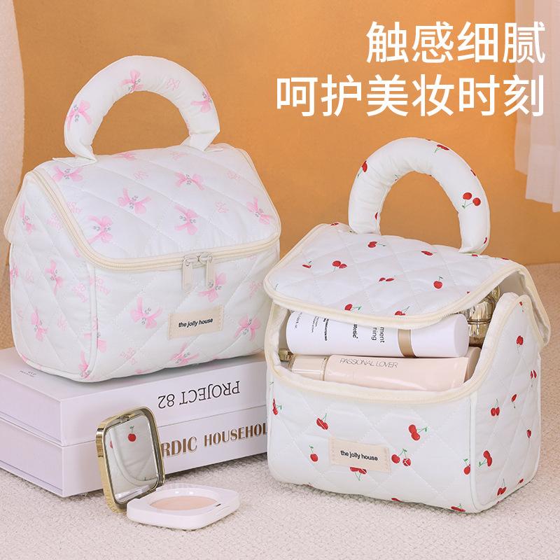 New Cute Little Cherry Cosmetic Bag Travel Portable Large Capacity Cosmetic Storage Bag Travel Toilet Bag