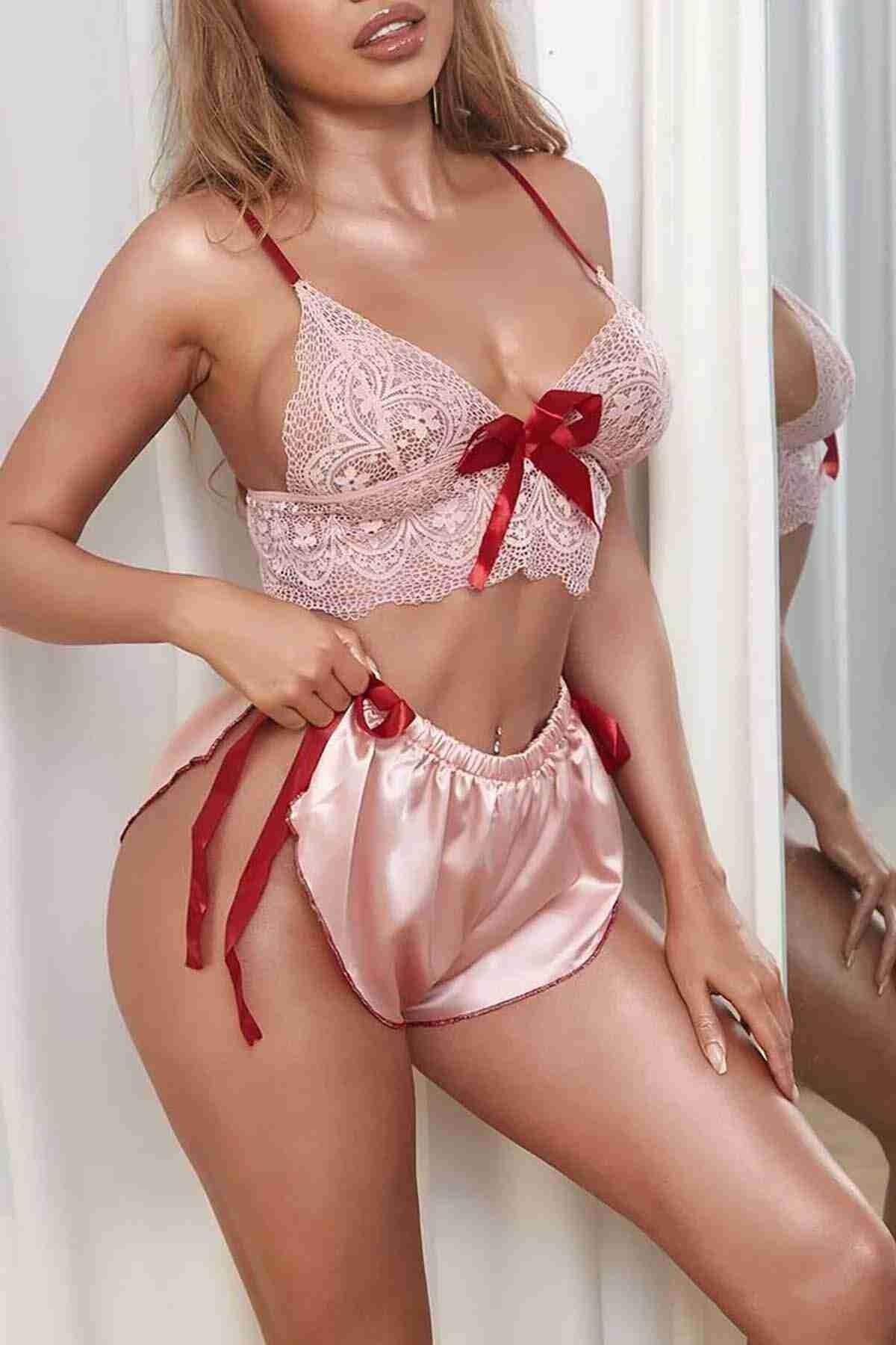

Комплект из кружевных атласных шорт Merry See, розовый S розовый