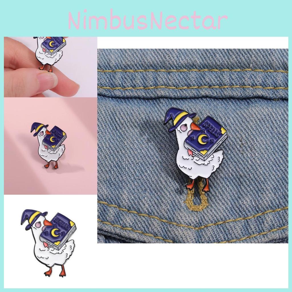 Creative Cartoon Duck Shaped Brooch Unique Gift Item Stylish Metal Badge For All Ages