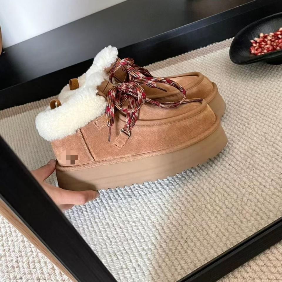 Dámské kožené a kožešinové šněrovací zimní boty - Protiskluzové, silná podrážka, hřejivé a stylové