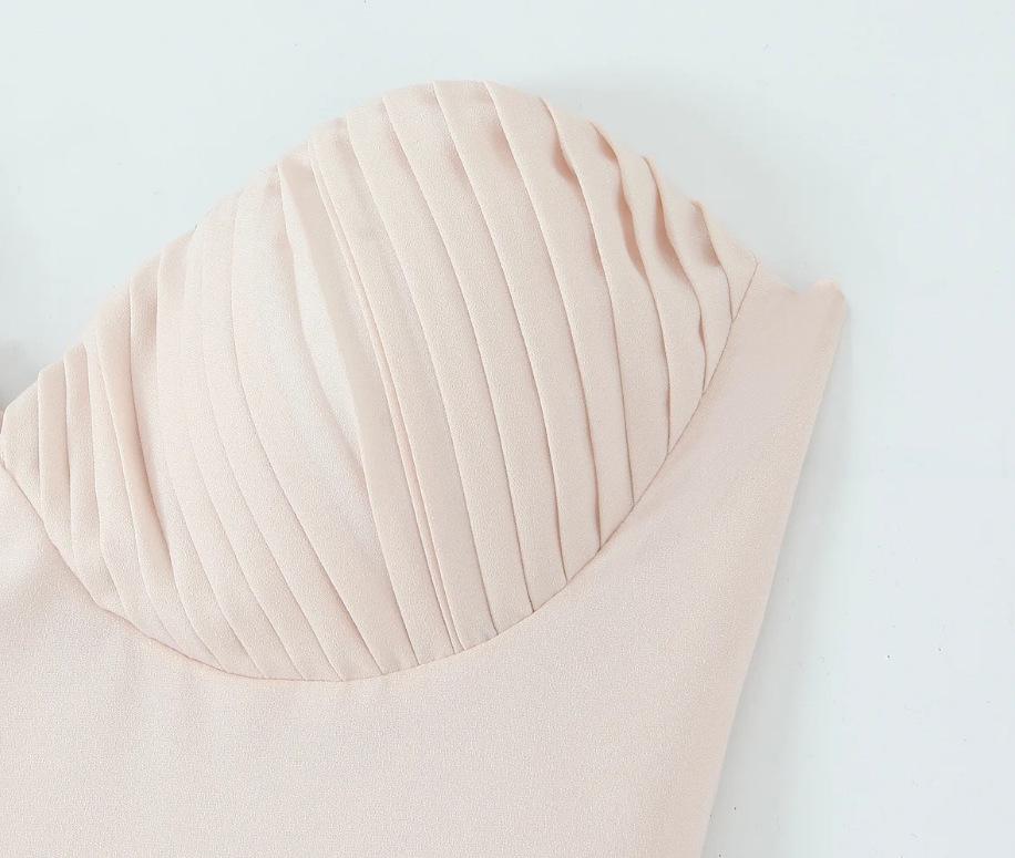 2025 Summer European & American Style One-Shoulder Solid Color Pleated Dress with Waist-Cinching for Women