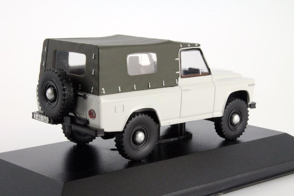 IST ARO 240 1972 Completed Product 1/43
