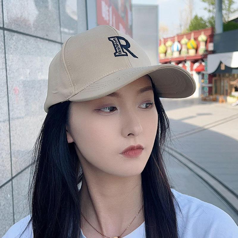 Kapelusz przeciwsłoneczny damski letni wersja koreańska modny wszechstronny z literami czapka baseballowa męska i damska outdoorowa z szerokim rondem odporna na UV czapka siatkowa