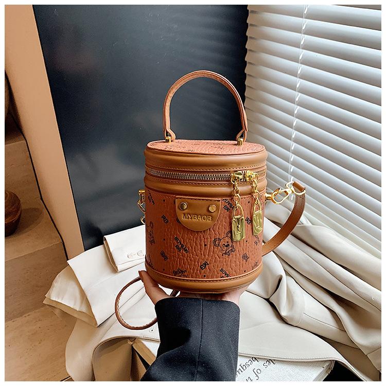 Premium Version Bucket Bag Women's 2025 Spring and Summer New Fashion Portable Cylinder Bag Retro Printed Messenger Bag