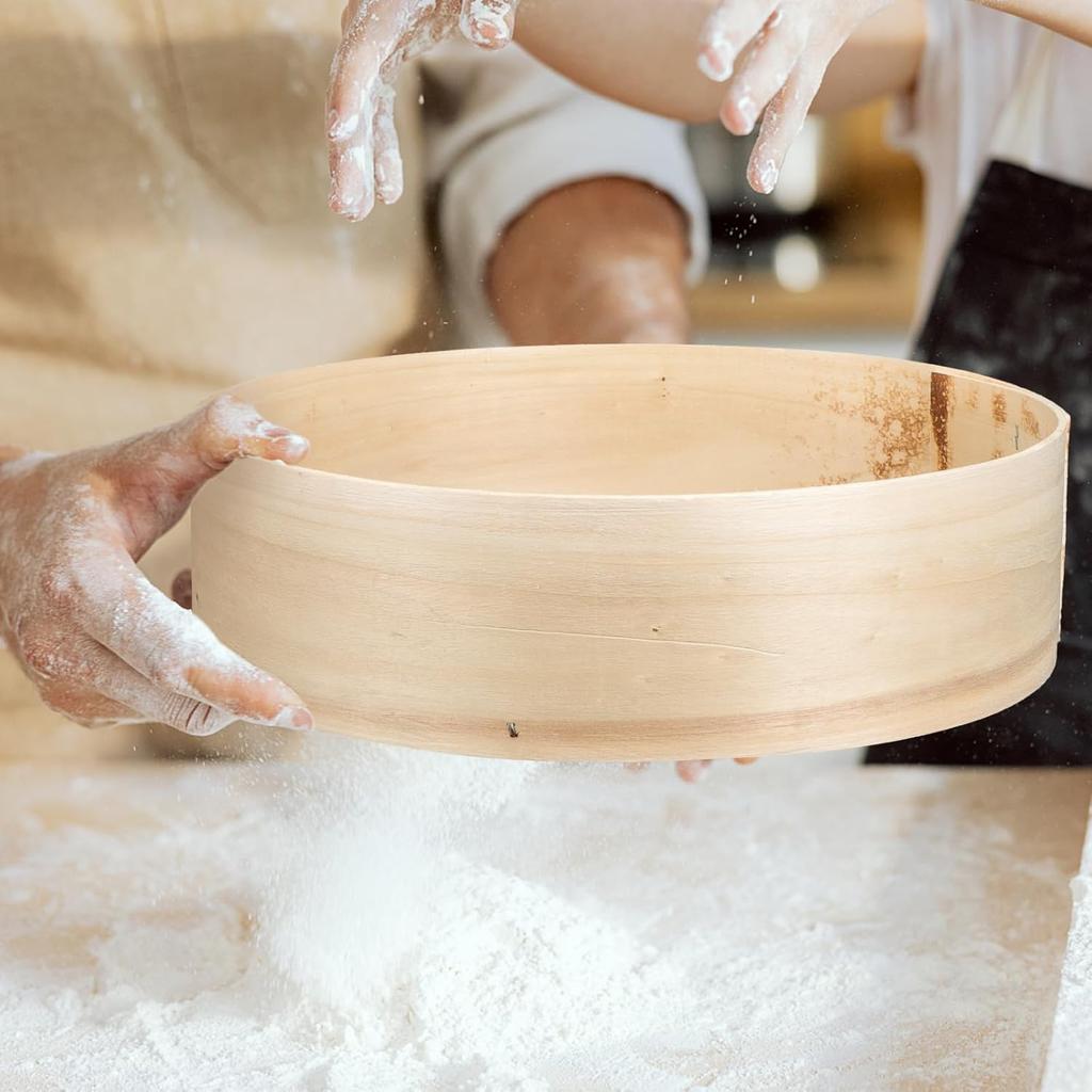Amosfun Household Flour Sifter Wooden Mesh Flour Strainer 60 Mesh Round Sifter for Baking Cake Bread, 11 Inch Diamater
