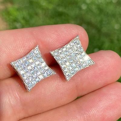 Glänzende Silberfarbe Ohrstecker Damen Stilvoller Schmuck Brillante Zirkonia Ohrringe Accessoires für Verlobungszeremonie