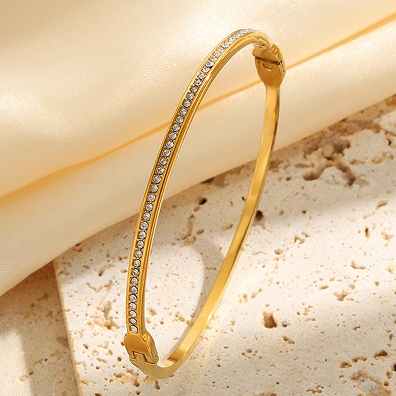 Temperament Fine Version of Gypsophila Titanium Steel Women s Light Luxury Versatile Simple Design Bracelet Bracelet One Size(16-22CM)
