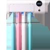 UV sterilizátor zubných kefiek s držiakom na stenu