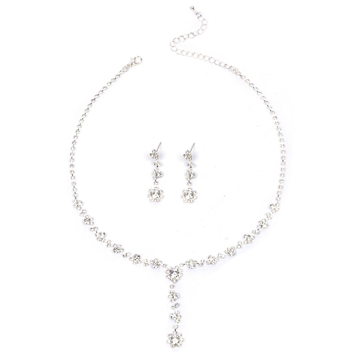 

Новый комплект из изысканного ожерелья-цепочки с когтями и преувеличенных серег, комплект из двух предметов с ожерельем в виде капель воды и вечерними аксессуарами для женщин 39CM серебряный