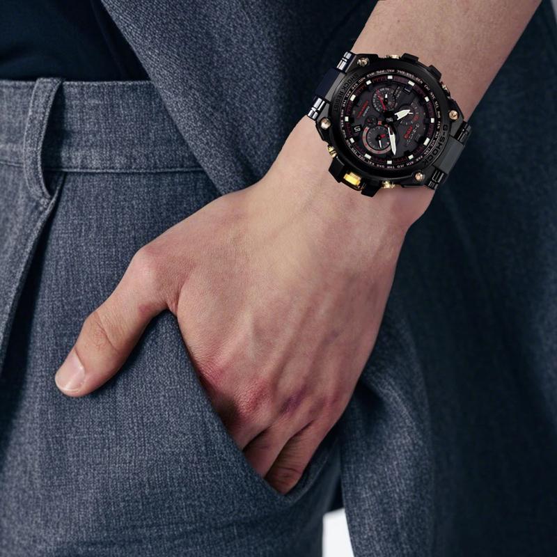 Casio G-SHOCK 200 Meters Waterproof Fashion Style Quartz Movement Resin Stainless Steel Strap Japanese and Korean Watch 53.5mm Men's MTG-S1030BD-1