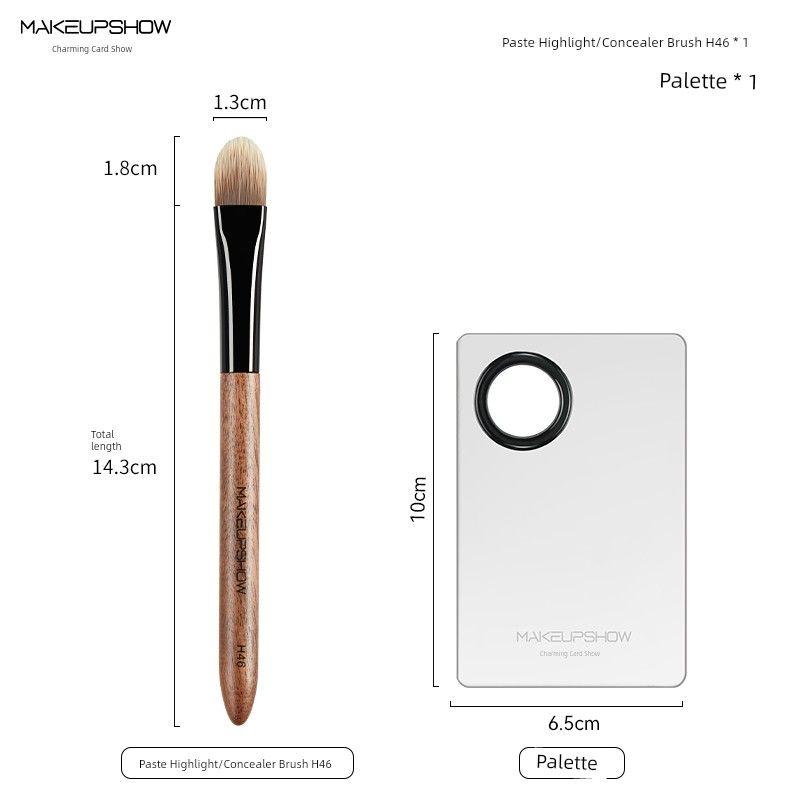 MAKEUPSHOW H46 Local Highlight Tongue-Shaped Concealer Brush Artificial Fiber H46 One + Palette