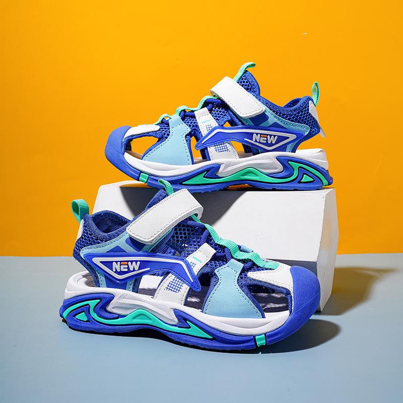 

Sandals non-slip soft-soled beach shoes medium and large children breathable Velcro children s sports shoes 28
