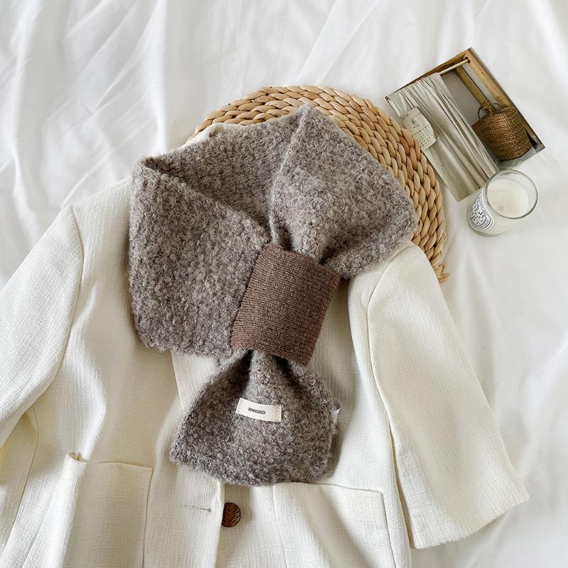 Winter knitted wool small ear scarf women's new high-end color simple relaxation with small scarf
