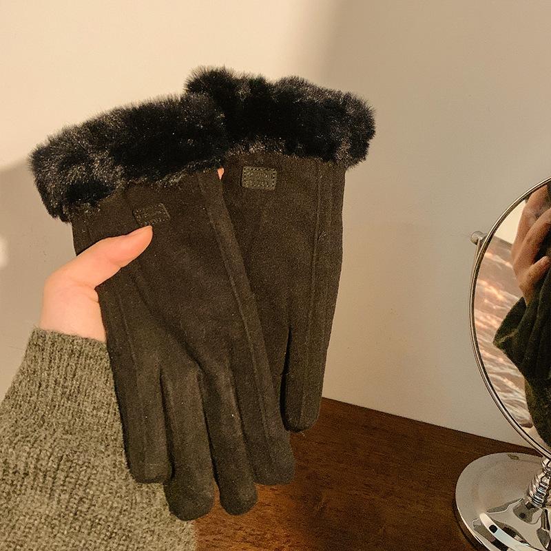 

Замшевые перчатки зимние женские флисовые утепленные one size fits all чёрный