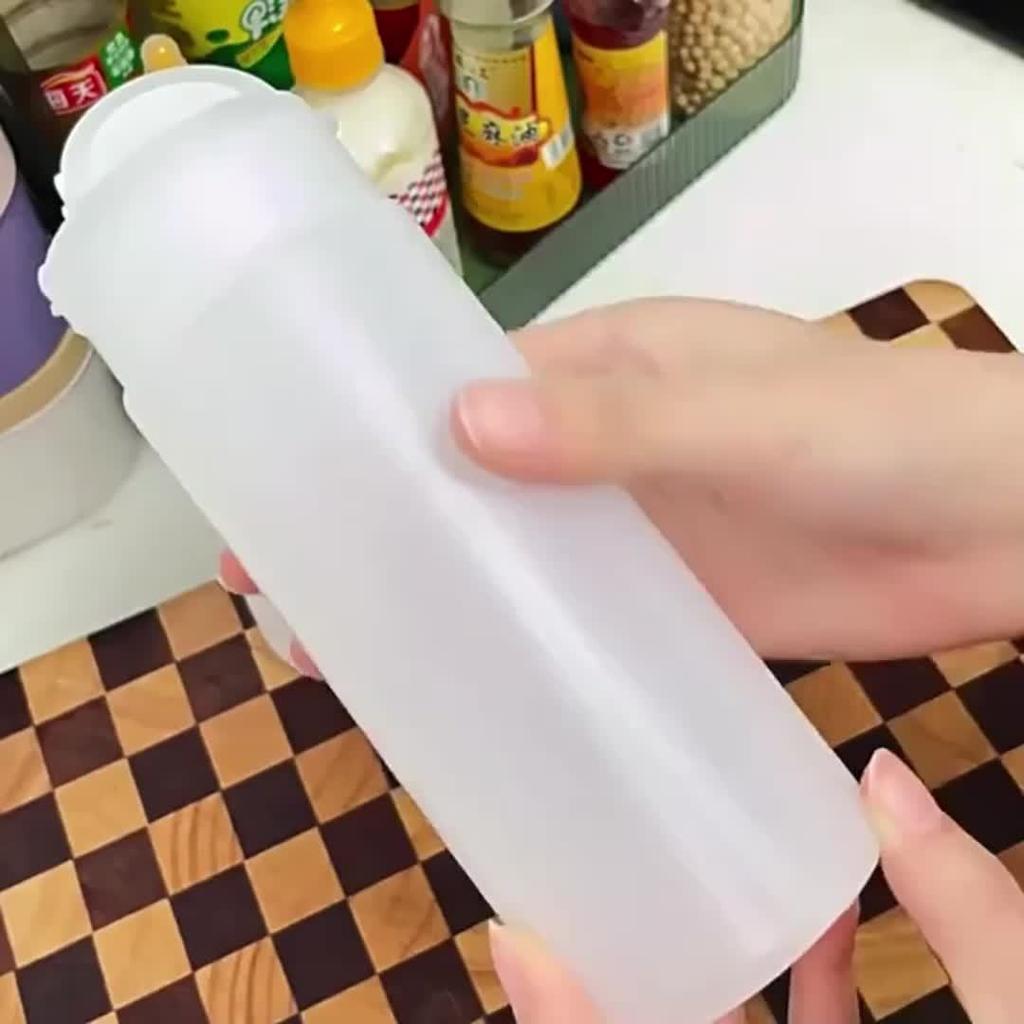 1pc Powder Shaker Commercial grill special tools cumin sesame seasoning sprinkle jar Magic Salt shaker pepper bottle