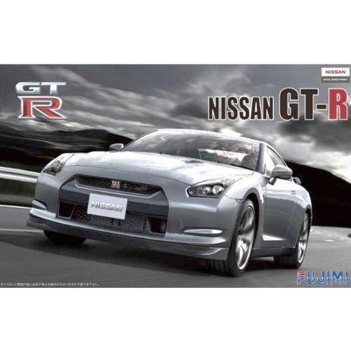 Model Fujimi Nissan R35 Deluxe cu piese 1/24 GT-R fotogravat