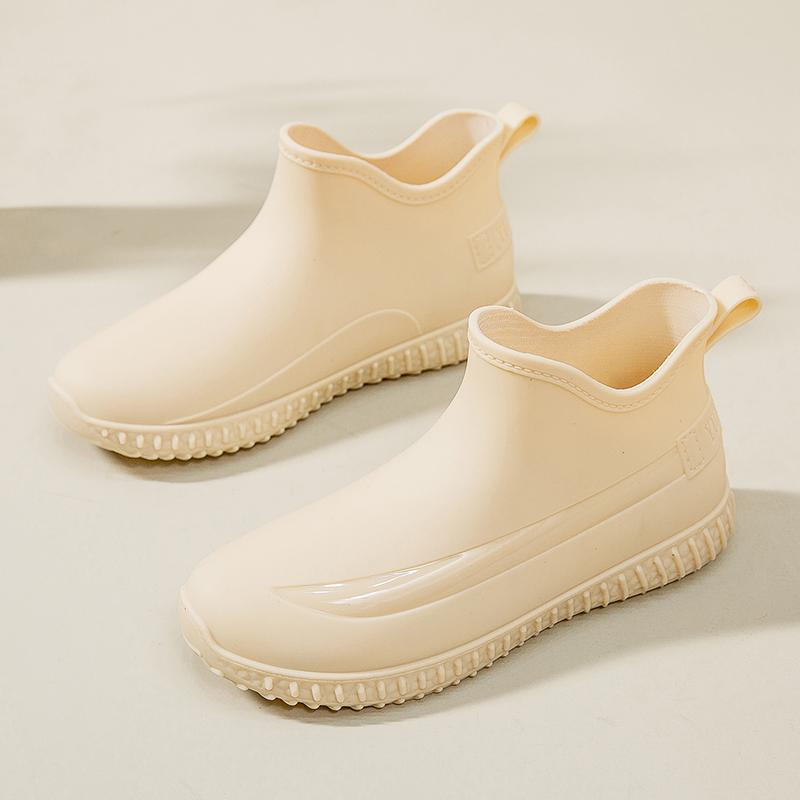 Fashion Rain Shoes Women Wear Waterproof and Non-slip Internet Celebrity Water Shoes Short Tube Japanese Thick-soled Rubber Shoes Wear-resistant