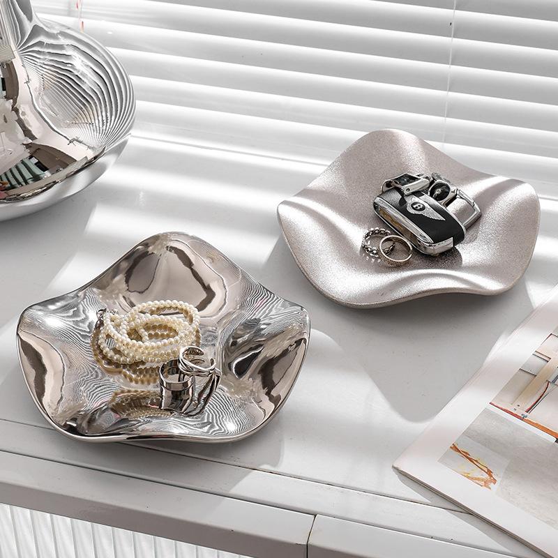 Irregular Flower Special-shaped Jewelry Storage Plate Jewelry Display Plate Electroplated Light Luxury Ceramic Pendulum Plate